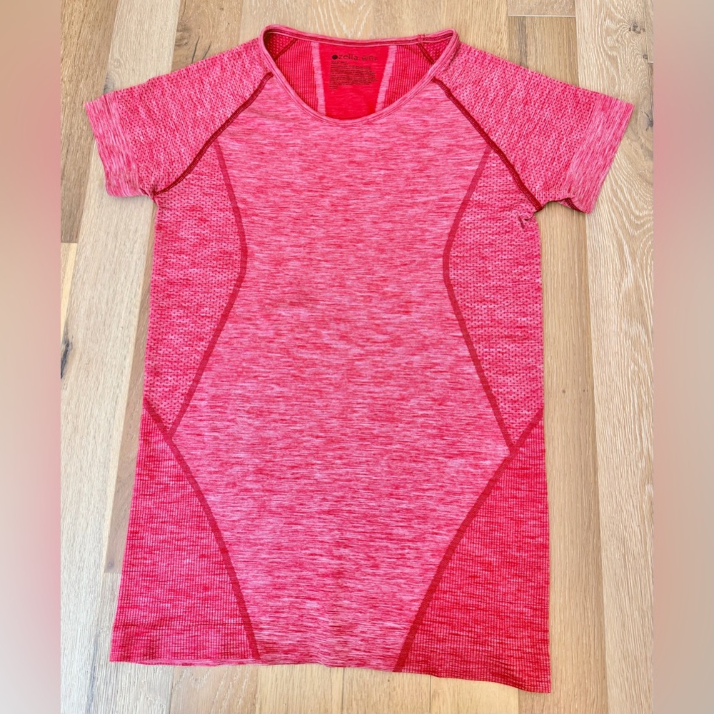 Zella Women’s Red Heather Activewear Shirt